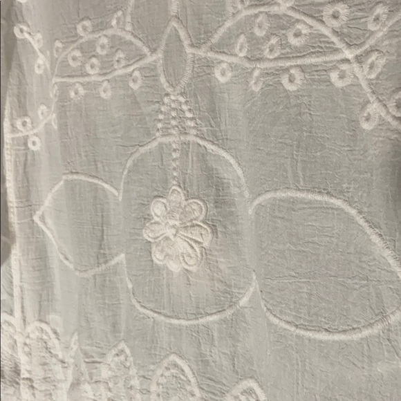 New Directions white Embroidered sheer top - Picture 2 of 4